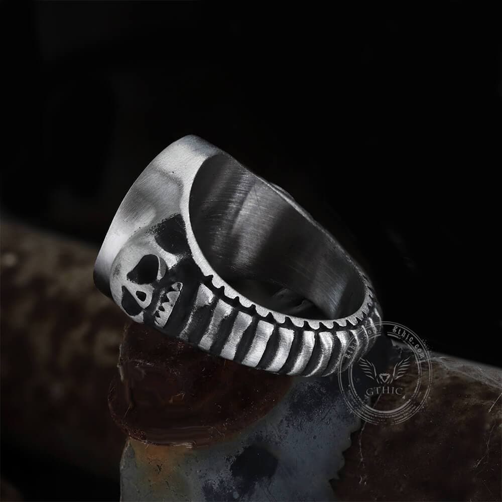 Chaos Star Stainless Steel Skull Ring | Gthic.com