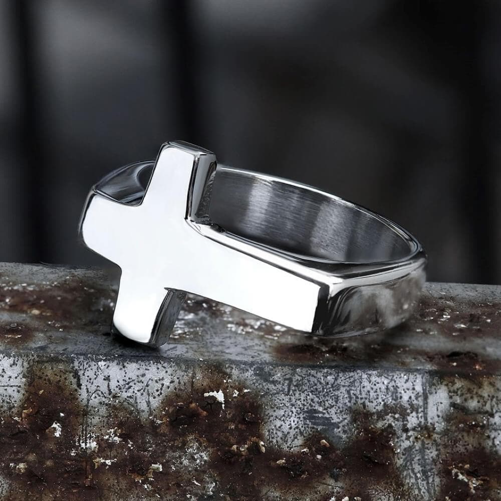 Classic Sideways Cross Stainless Steel Ring 01 silver | Gthic.com