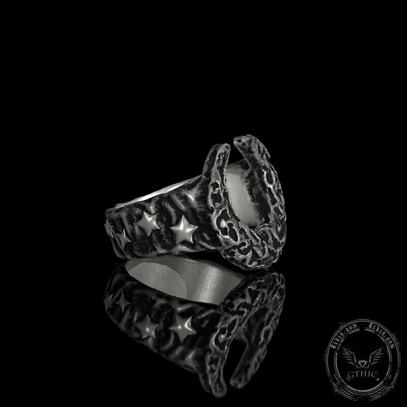 Crescent Moon And Star Sterling Silver Ring | Gthic.com