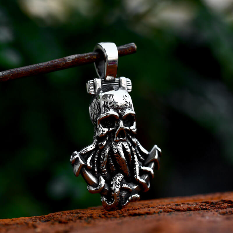 Cthulhu Octopus Stainless Steel Animal Pendant | Gthic.com