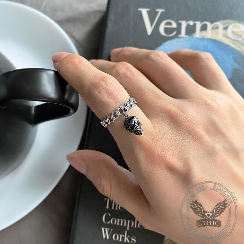 Diamond-set Chain Skull Sterling Silver Open Ring | Gthic.com