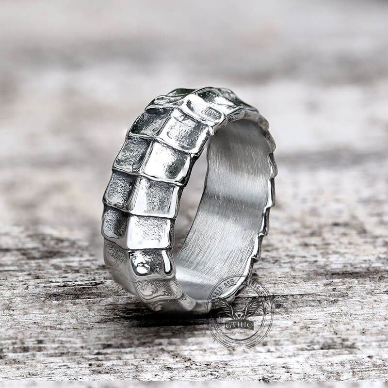 Dragon Spine CZ Stone Stainless Steel Punk Ring | Gthic.com