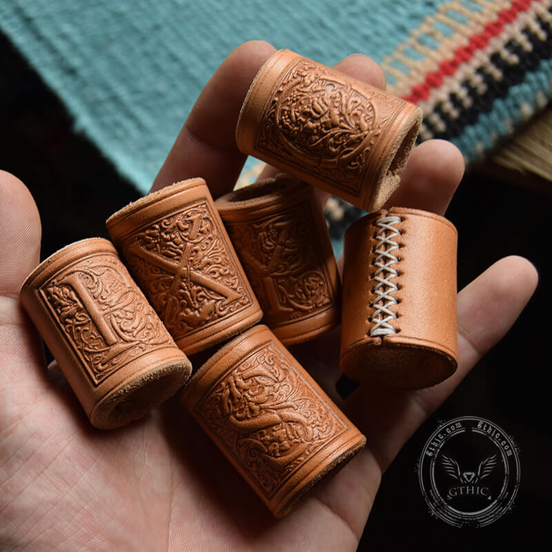 English Letter Leather Scarf Buckle 04 | Gthic.com