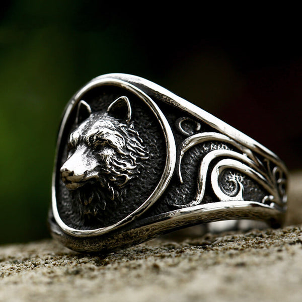 Fierce Wolf Stainless Steel Ring | Gthic.com