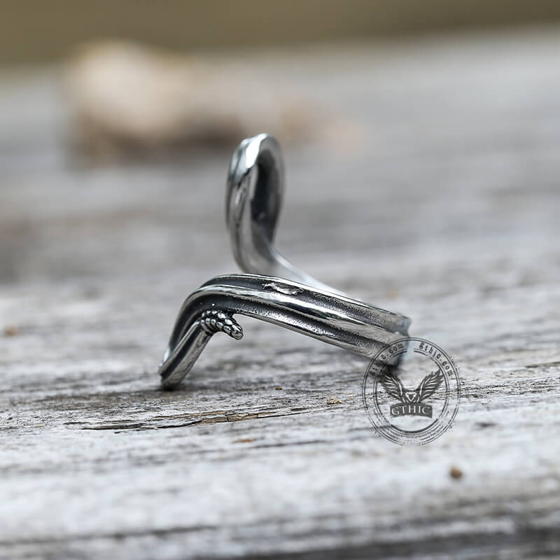 Fighting Snake Stainless Steel Animal Ring | Gthic.com