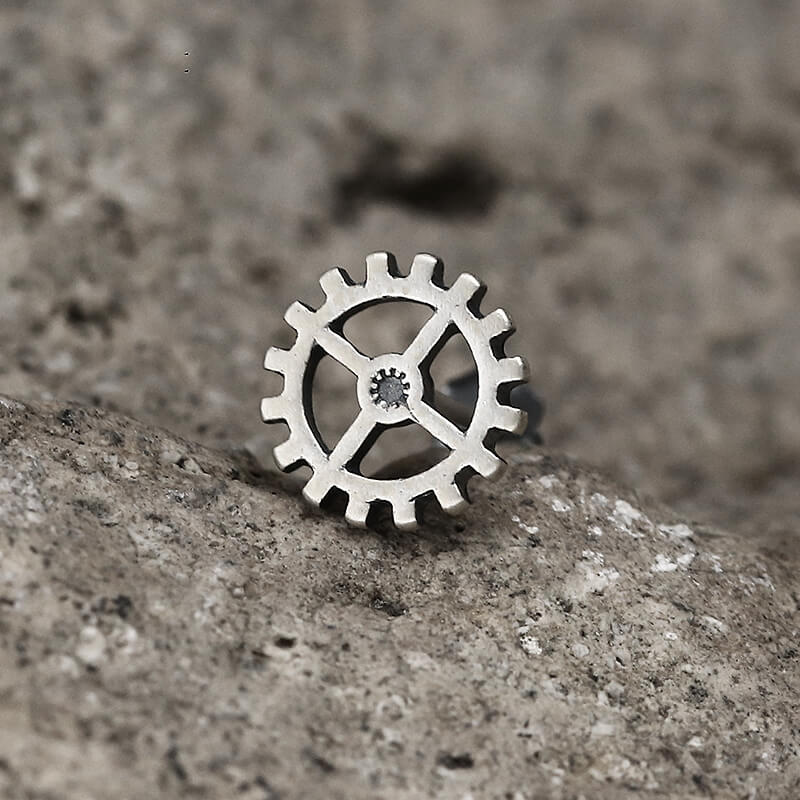 Gear Wheel Sterling Silver Punk Stud Earrings | Gthic.com