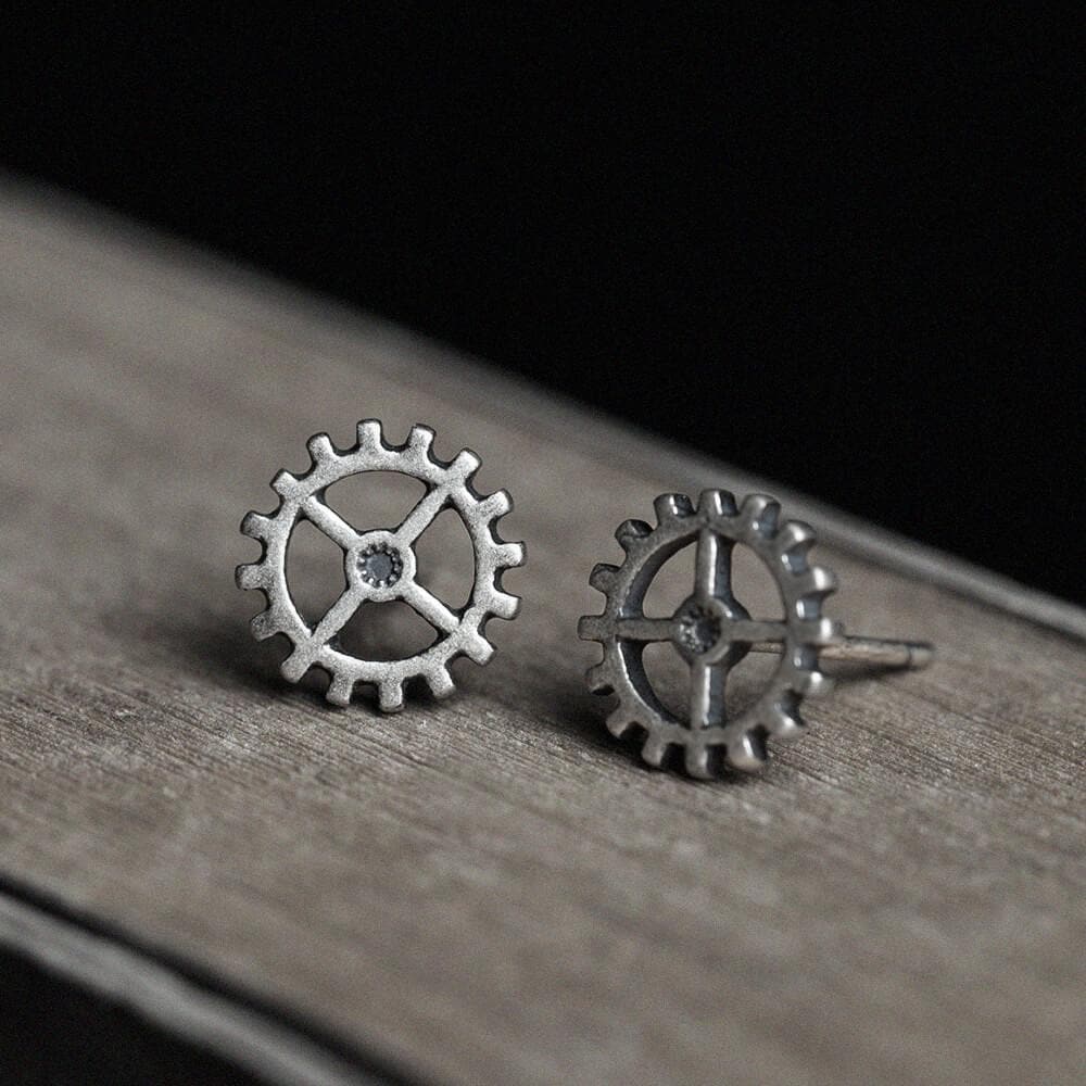 Gear Wheel Sterling Silver Punk Stud Earrings 01 | Gthic.com