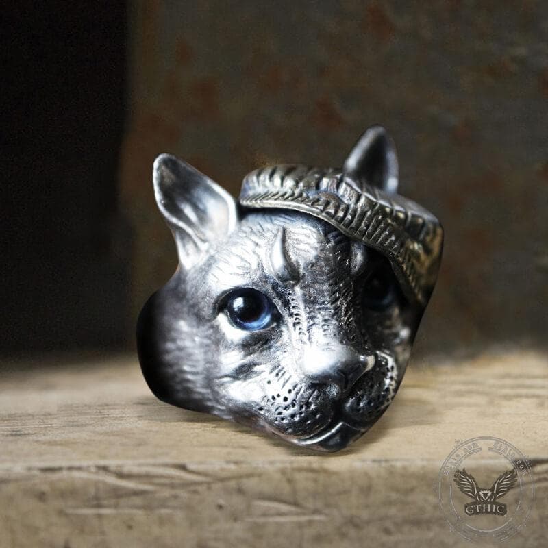 Gentleman Cat Crystal Cat’s Eyes Sterling Silver Ring