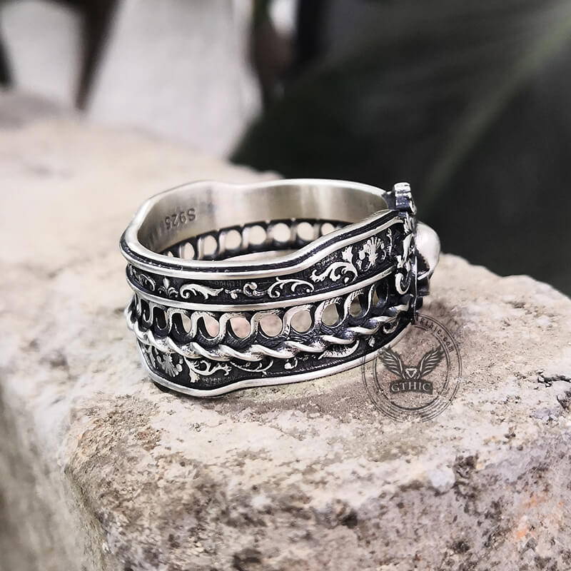 Goth Skull Sterling Silver Ring | Gthic.com