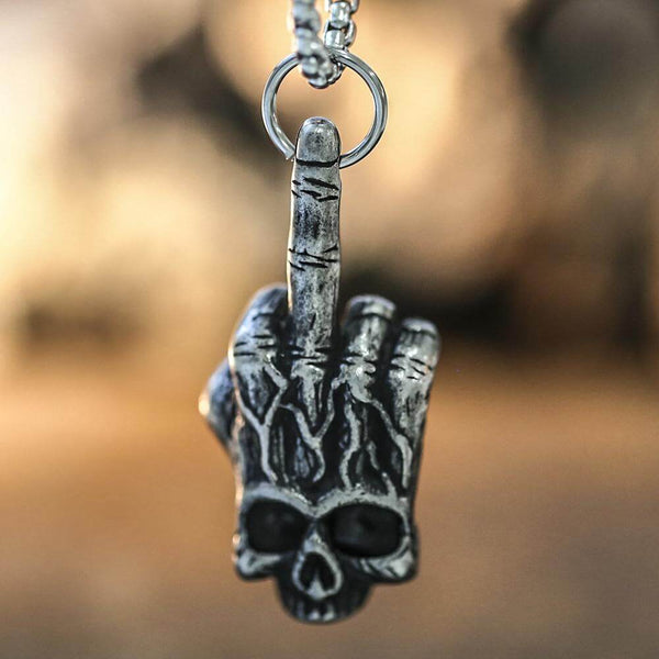 Gothic Dark Rock Sterling Silver Skull Necklace 01 | Gthic.com