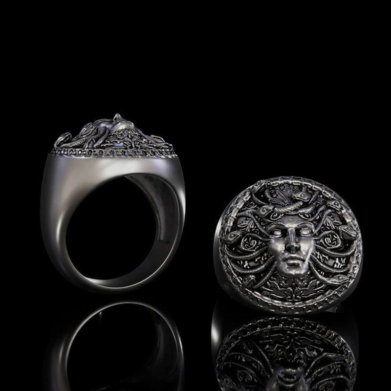 Greek Gorgon Medusa Sterling Silver Ring01 | Gthic.com