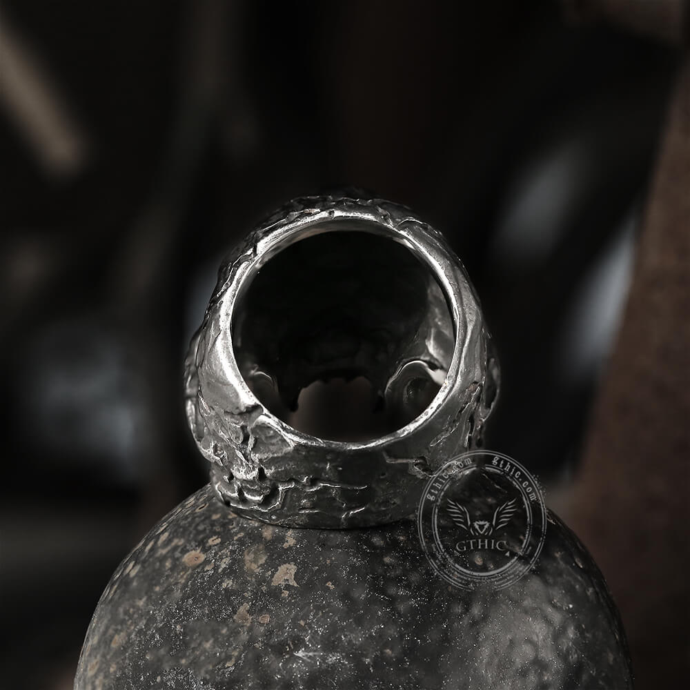 Anello in acciaio inossidabile con teschio di ciclope della mitologia greca