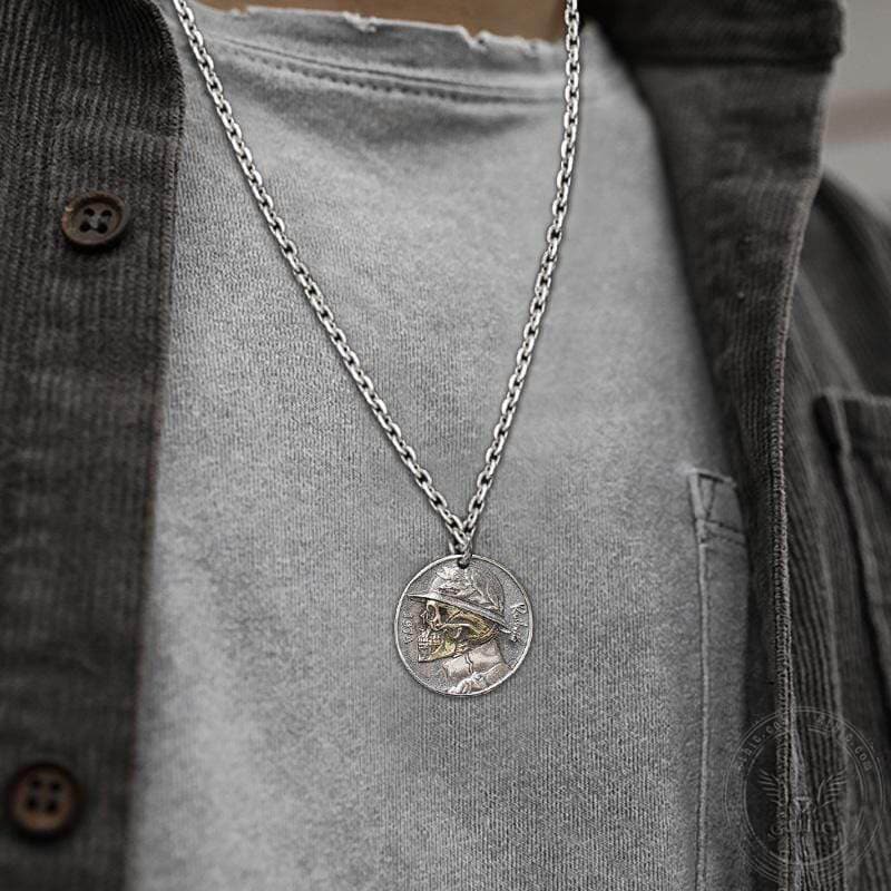 Ciondolo in nichel Hobo con teschio in argento sterling di Shakespeare Hamlet