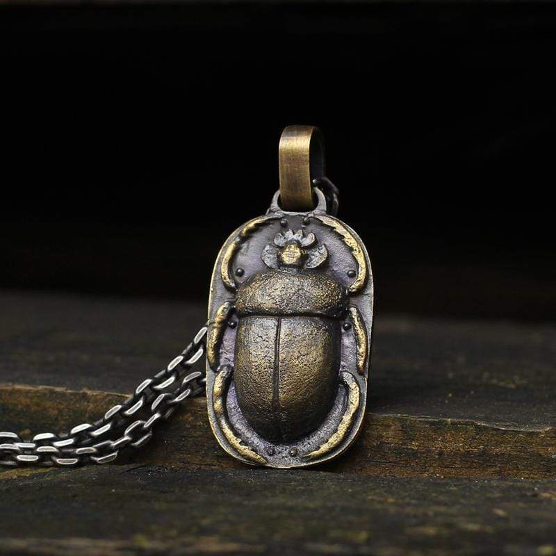 Vintage beetle brass pendant | Gthic.com