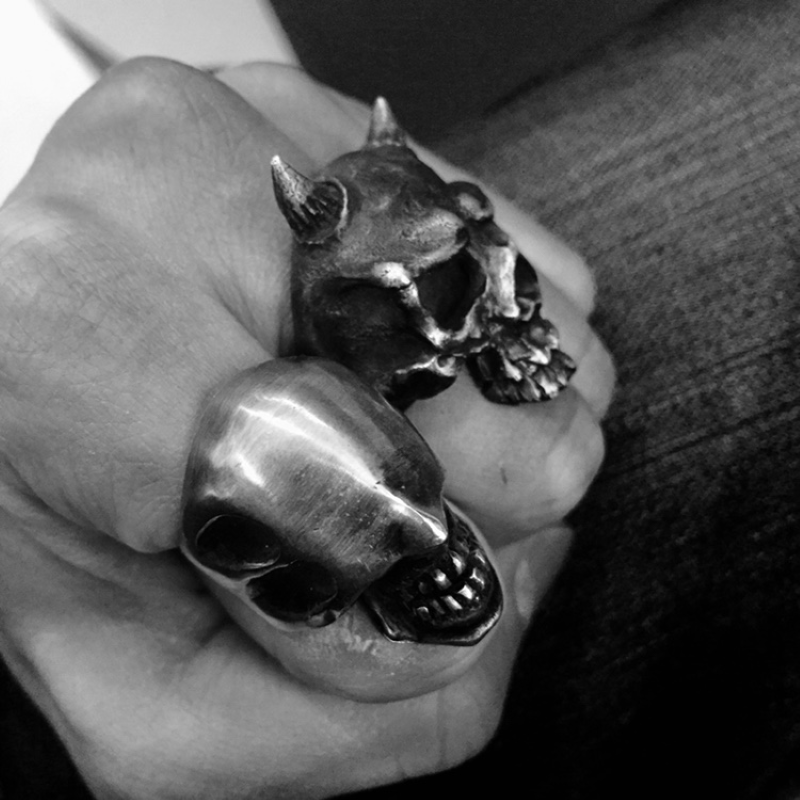No Face Man Brass Skull Ring 02 | Gthic.com