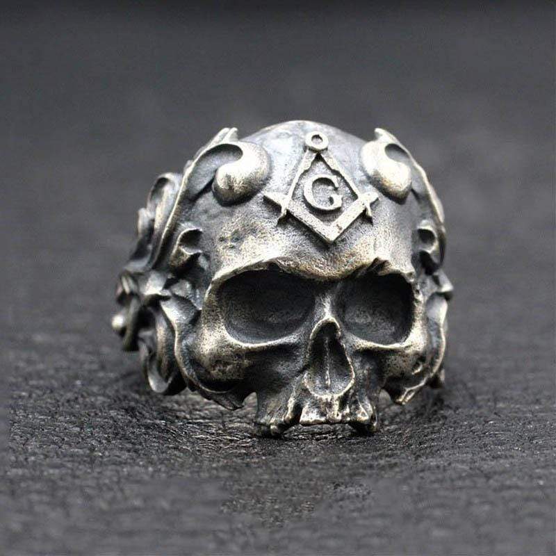 Vintage Vine Sterling Silver Skull Masonic Ring 01 | Gthic.com