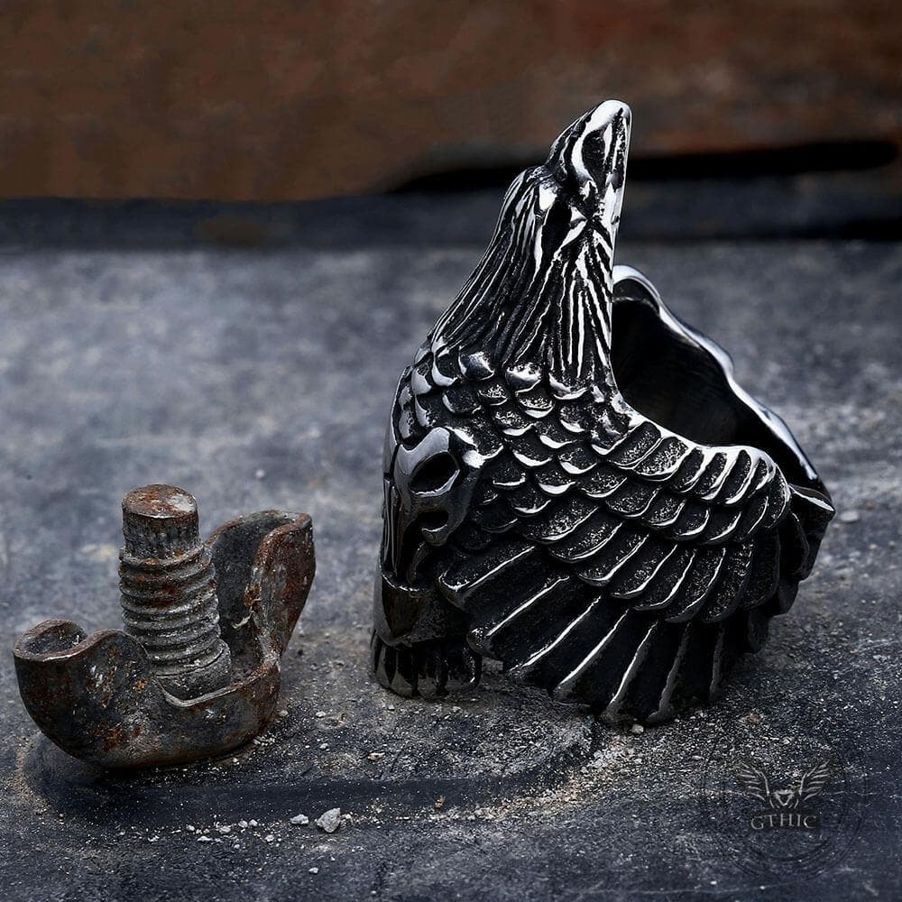 Crow 316L Stainless Steel Beast Ring | Gthic.com