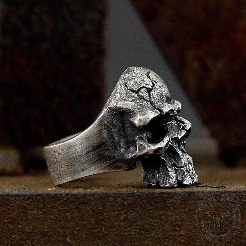 Bague tête de mort en argent sterling craquelé foncé