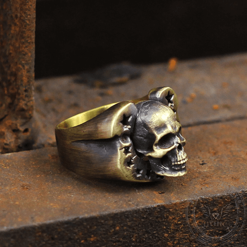 Horseshoe Pentagram Sterling Silver Skull Ring 03 | Gthic.com
