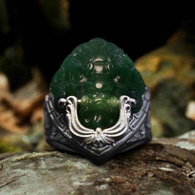 Men's Silver Signet Ring with Green Jade 9