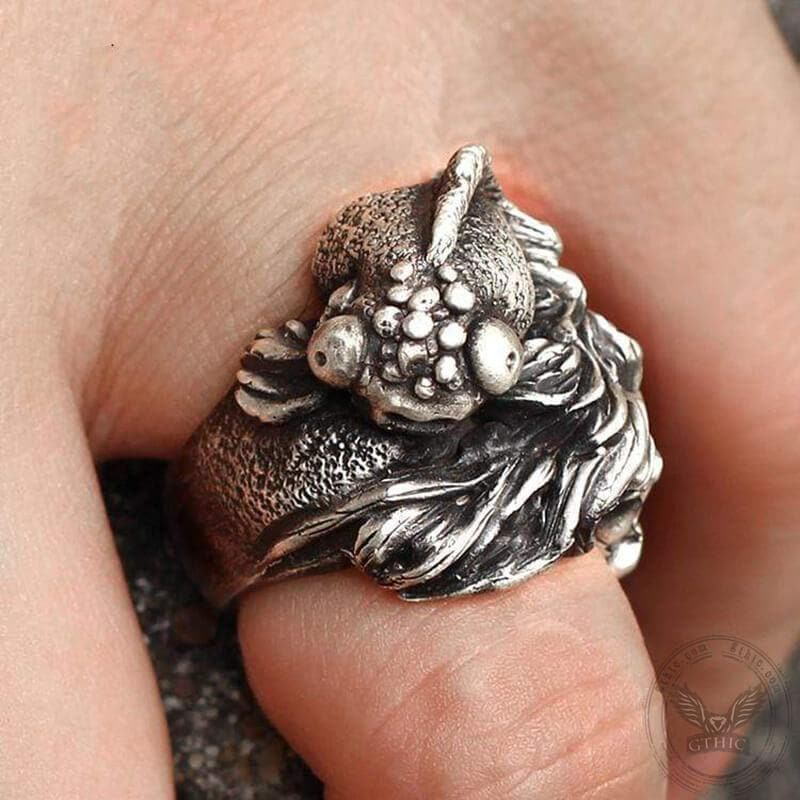 Lucky Carp 925 Silver Ring | Gthic.com