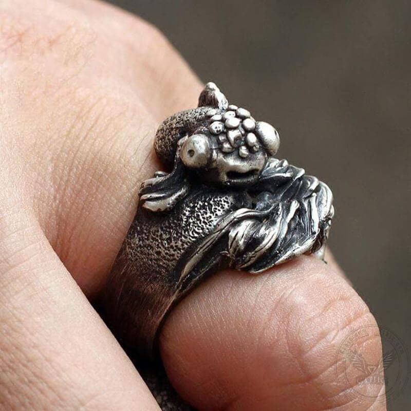 Lucky Carp 925 Silver Ring | Gthic.com