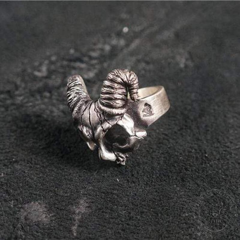 Pan's Labyrinth Sterling Silver Skull Ring  | Gthic.com