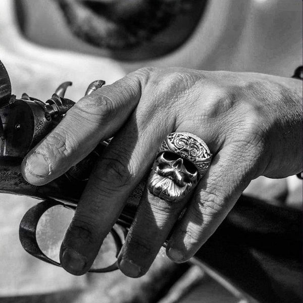 Retro Bearded Man Stainless Steel Skull Ring02 | Gthic.com