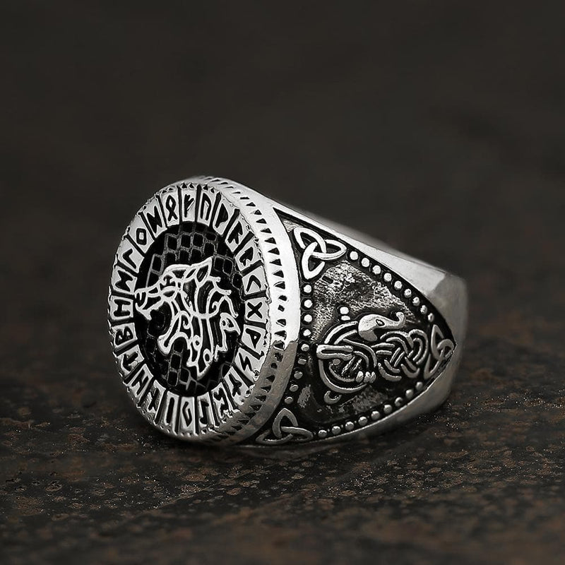 Fenrir Wolf Amulet Signet Viking Ring | Gthic.com