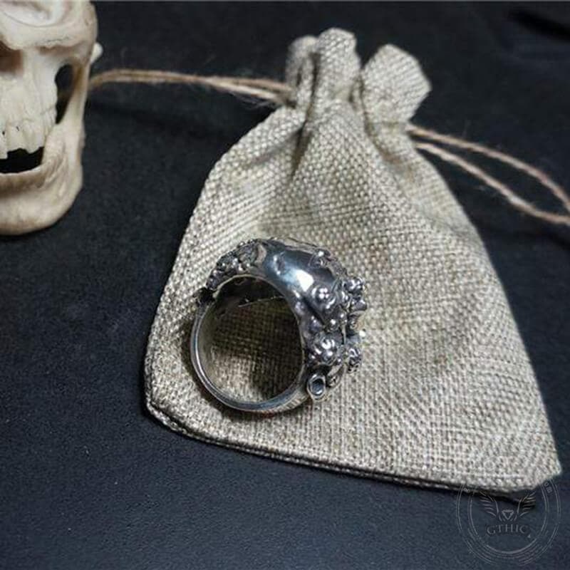 De Expendables Brass Skull Steampunk Ring