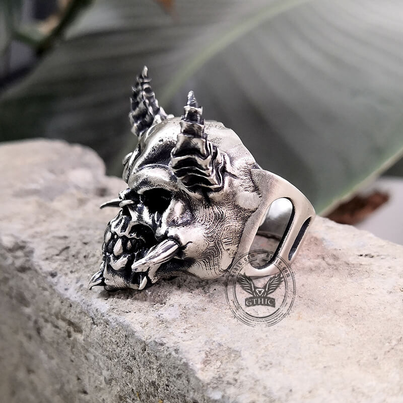 Horned Demon Skull Sterling Silver Ring 01 | Gthic.com