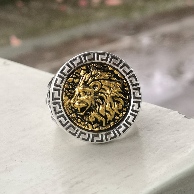 King of the Prairie Sterling Silver Animal Ring | Gthic.com