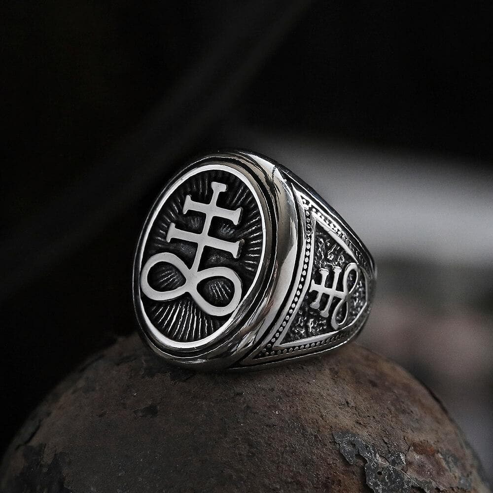 Leviathan Cross Stainless Steel Ring – GTHIC