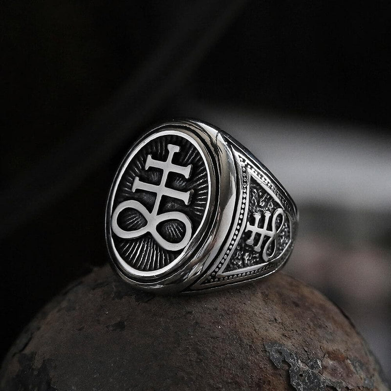 Leviathan Cross Stainless Steel Ring 03 | Gthic.com