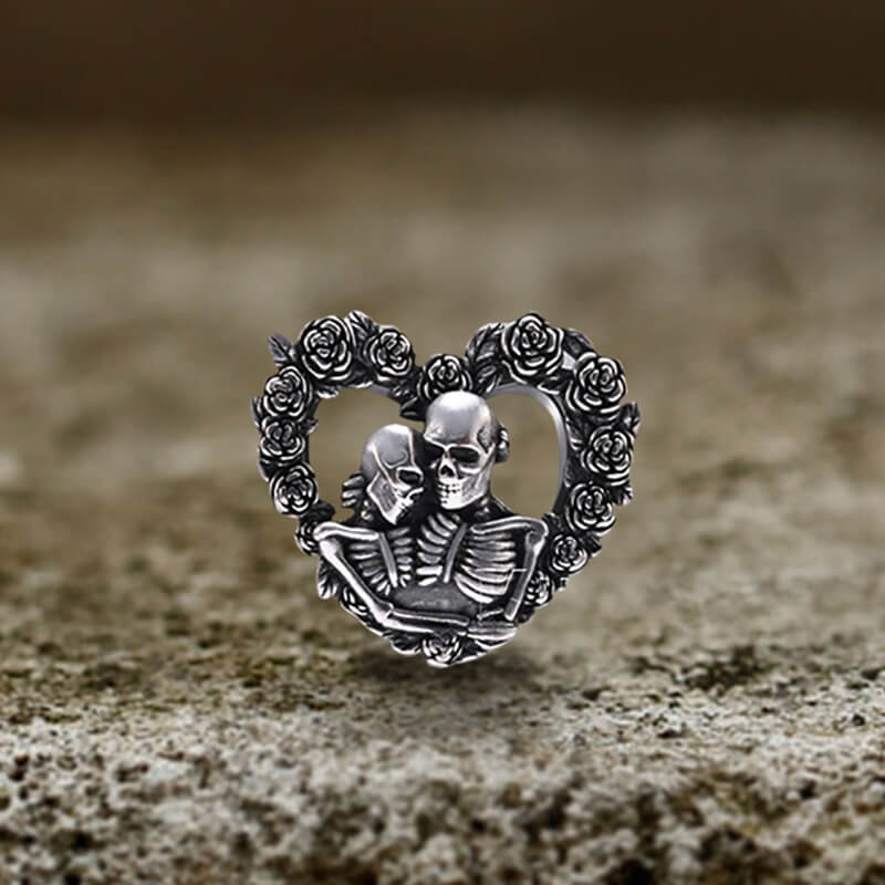 Loved Heart Skull Stainless Steel Ear Gauges | Gthic.com