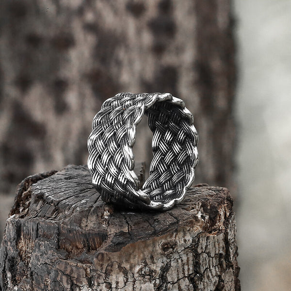 Minimalism Braided Stainless Steel Ring | Gthic.com