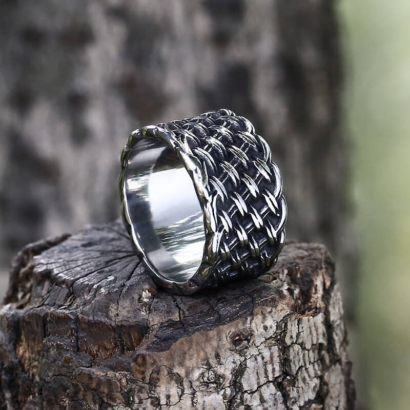 Minimalism Braided Stainless Steel Ring | Gthic.com