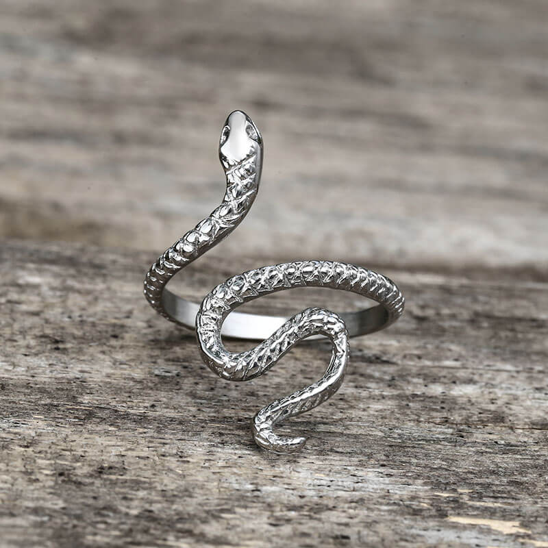 Minimalist Snake Design Stainless Steel Animal Ring 02 | Gthic.com