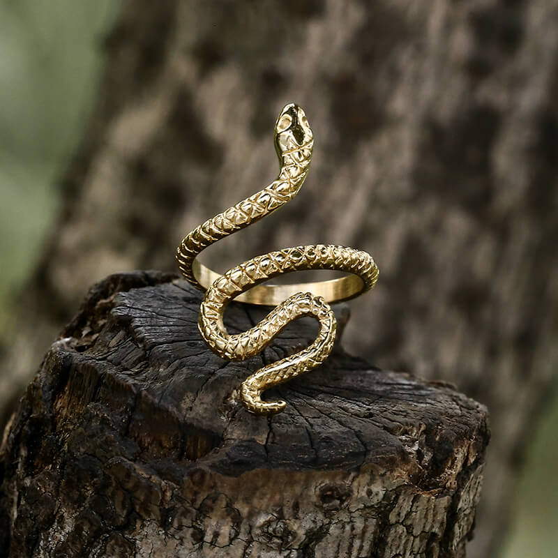 Minimalist Snake Design Stainless Steel Animal Ring 03 gold | Gthic.com
