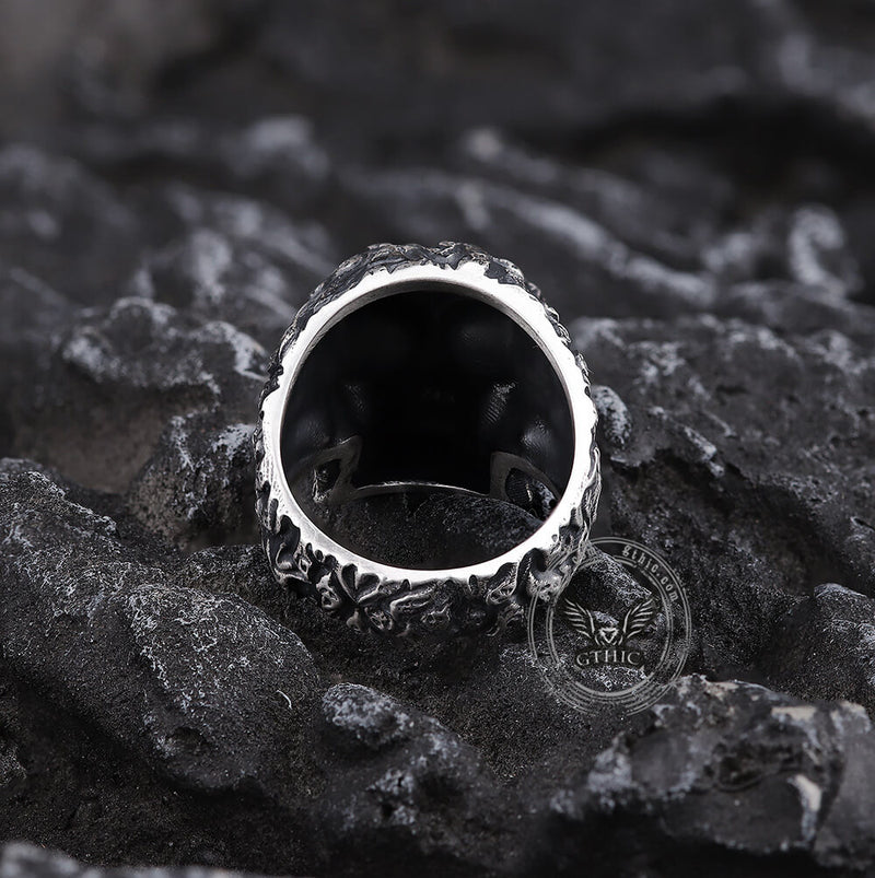 Totenkopf-Ring aus Sterlingsilber mit mehreren Geistern