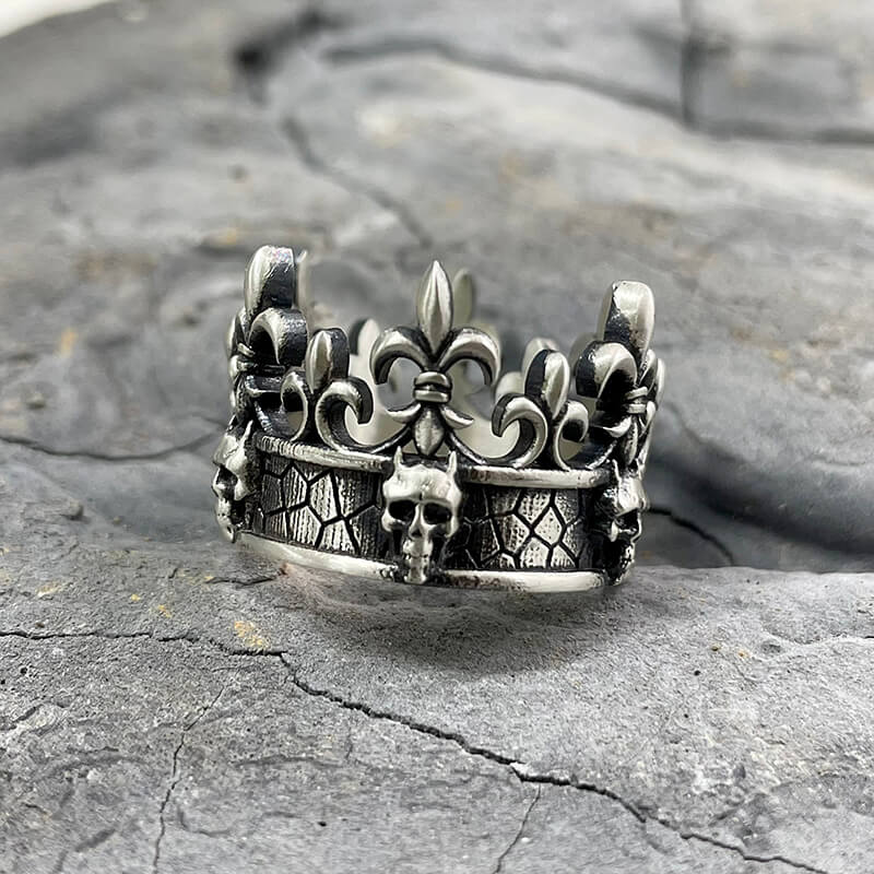 Ornate Crown Sterling Silver Skull Ring | Gthic.com