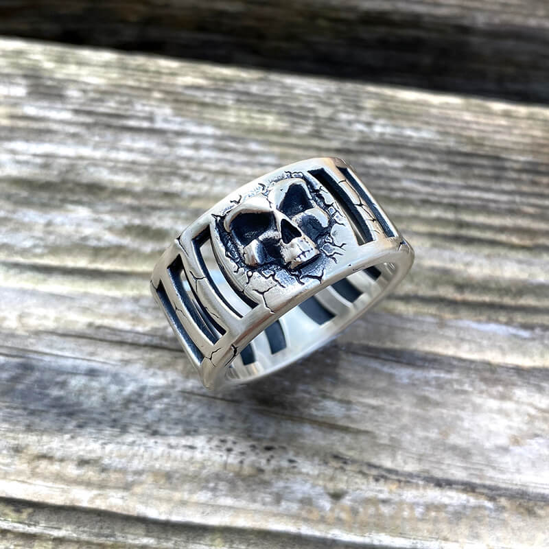 Out Of The Cage Sterling Silver Skull Ring | Gthic.com