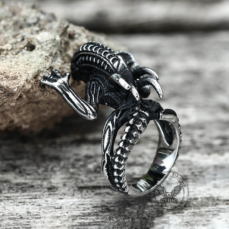 Predator Stainless Steel Skull Ring | Gthic.com