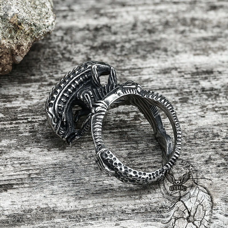 Punk Alien Stainless Steel Predator Ring