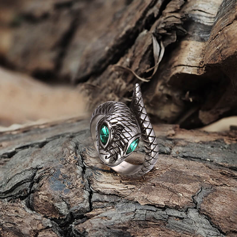 Punk Green-Eyed Snake Stainless Steel Animal Ring | Gthic.com