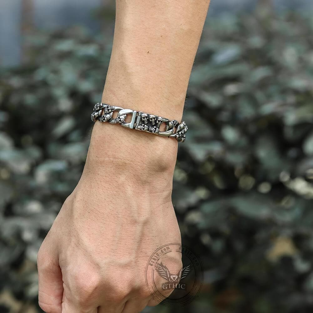 Punk Skull Stainless Steel Bracelet 02 | Gthic.com