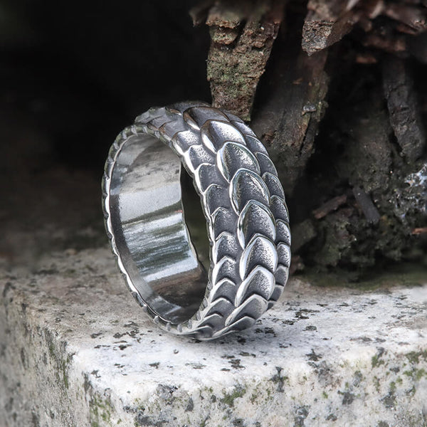 Retro Dragon Spine Stainless Steel Ring | Gthic.com