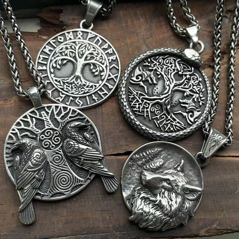 Rings and Pendants Viking Jewelry Set | Gthic.com