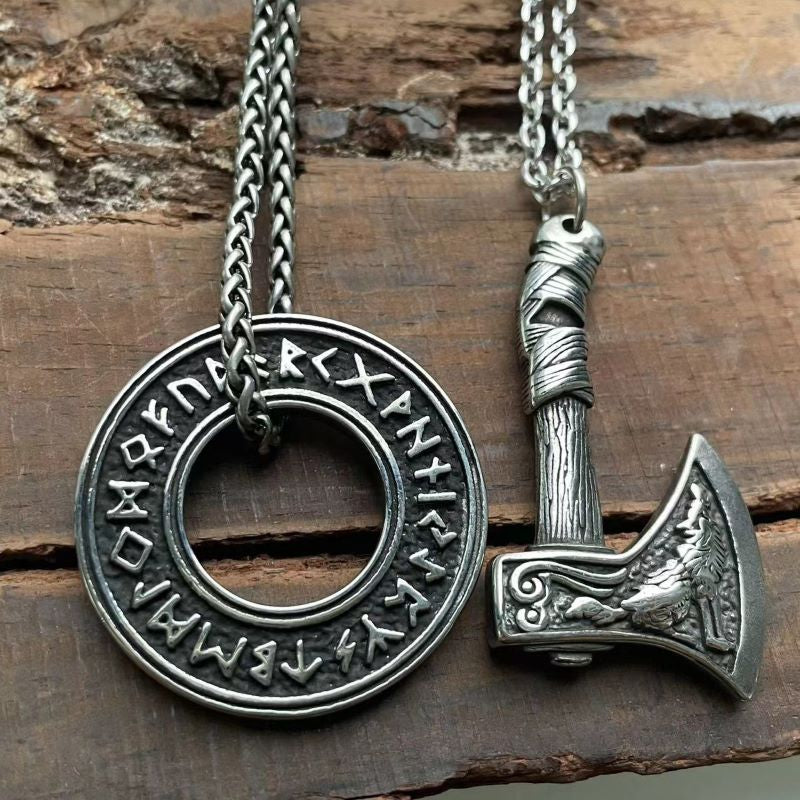 Rings and Pendants Viking Jewelry Set | Gthic.com