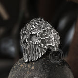 Scar Crack Stainless Steel Skull Ring 04 | Gthic.com
